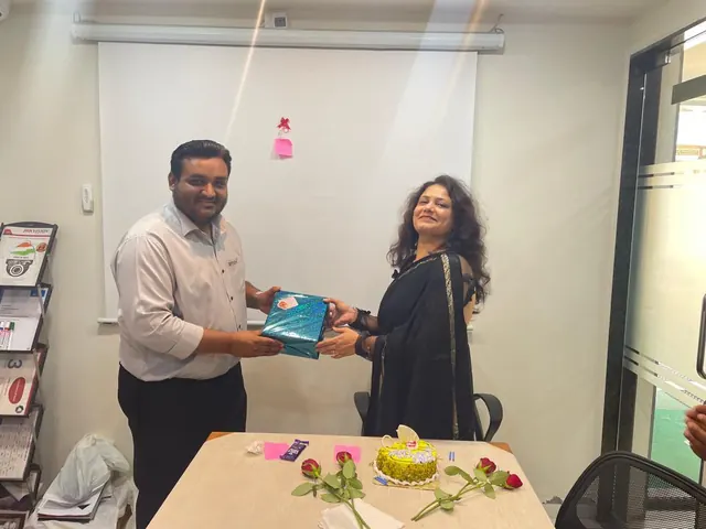Gifts and thanks at the Women's Day celebration